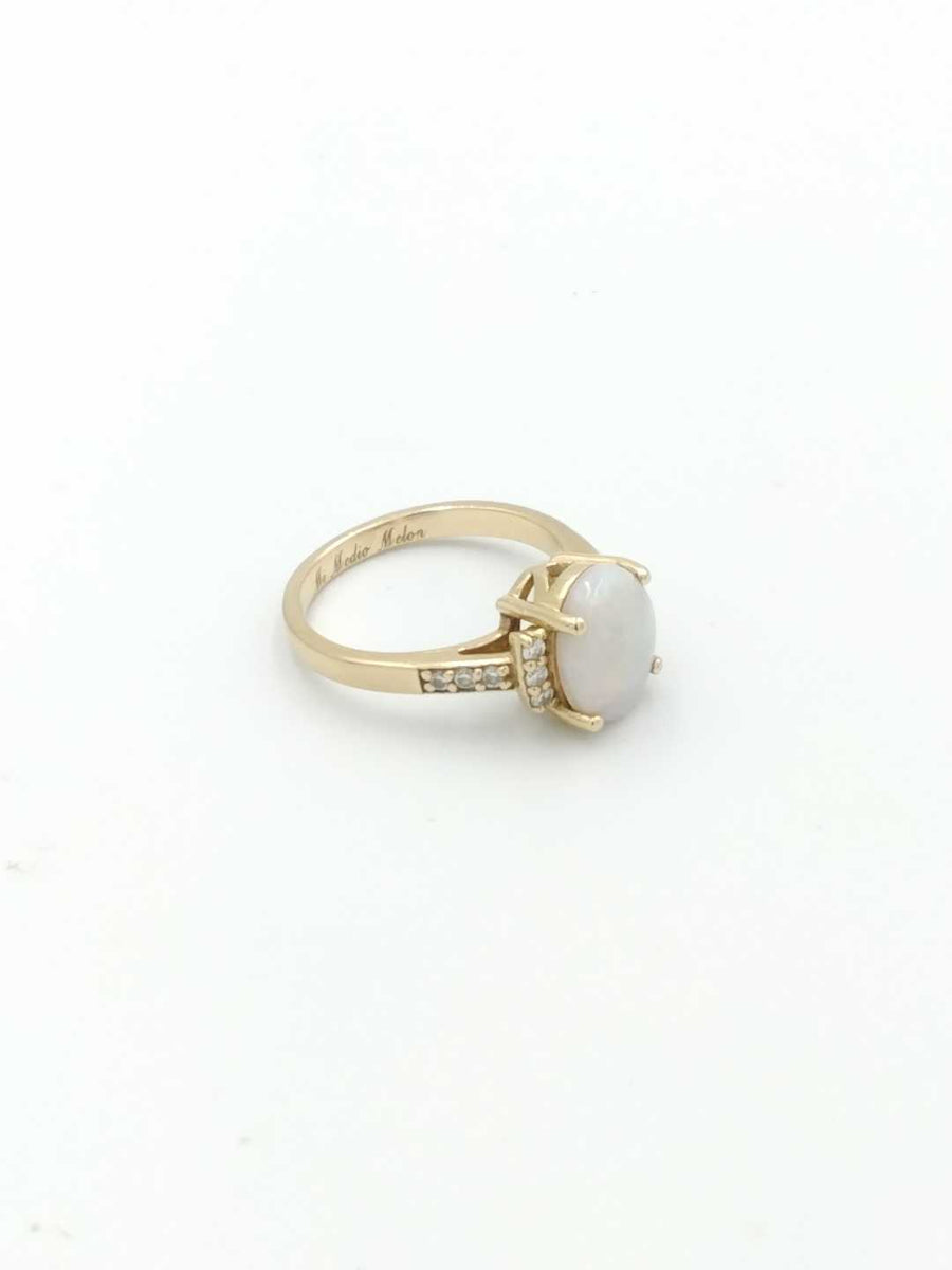 Women's Ring - Yellow Gold 14k (.585) 3.7 grams Size 6.5
