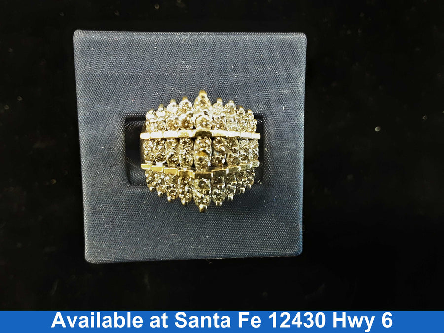 Women's Ring - Yellow Gold 10k (.417) 9.4 grams Size 7