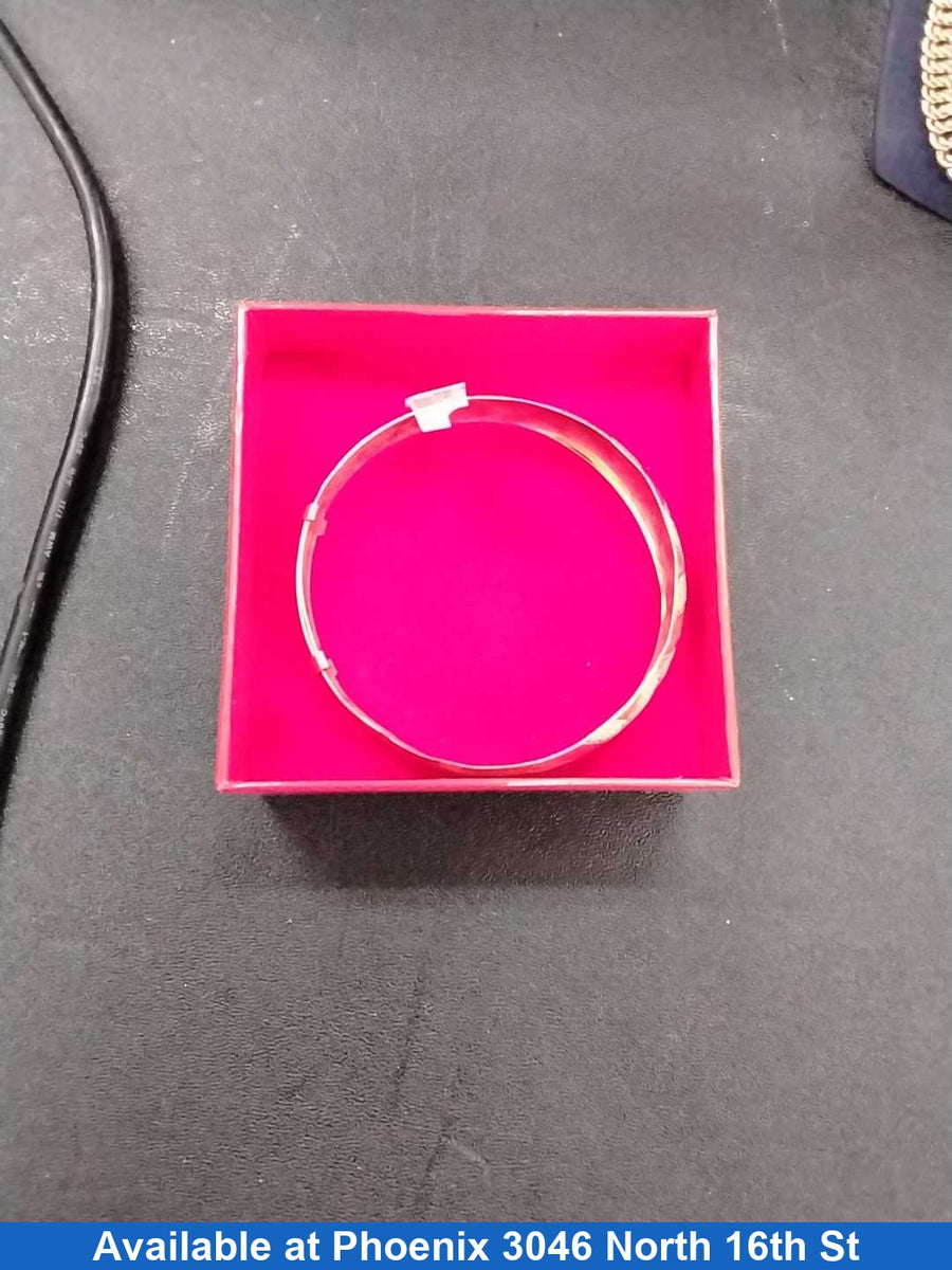 Bangle Bracelet - Yellow Gold 10k (.417) 9.9 grams 8 inch