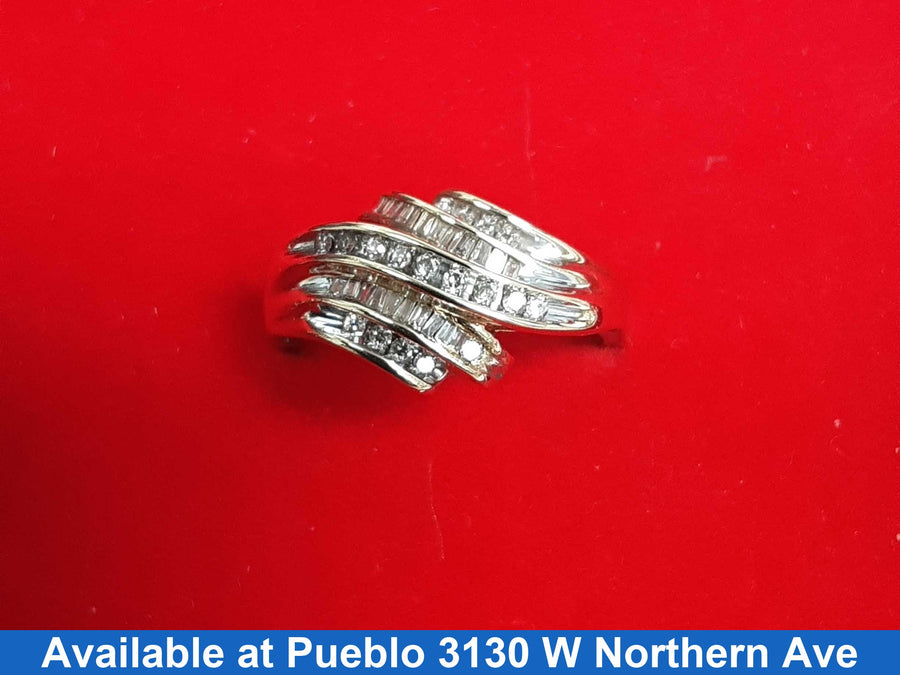Women's Ring - Yellow Gold 10k (.417) 2.9 grams Size 7