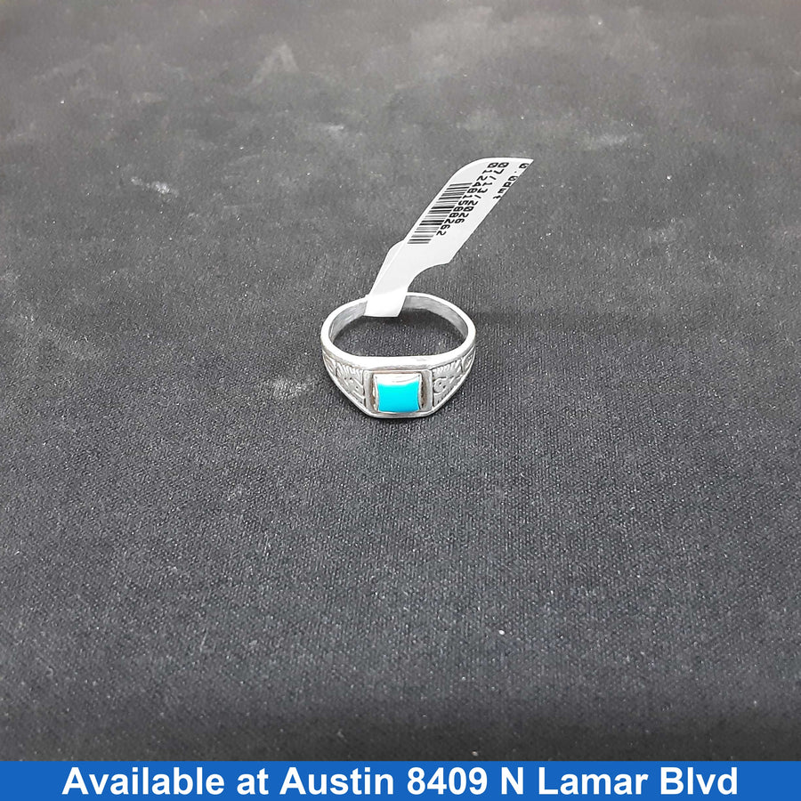 Women's Ring - Silver 3.9 grams Size 8