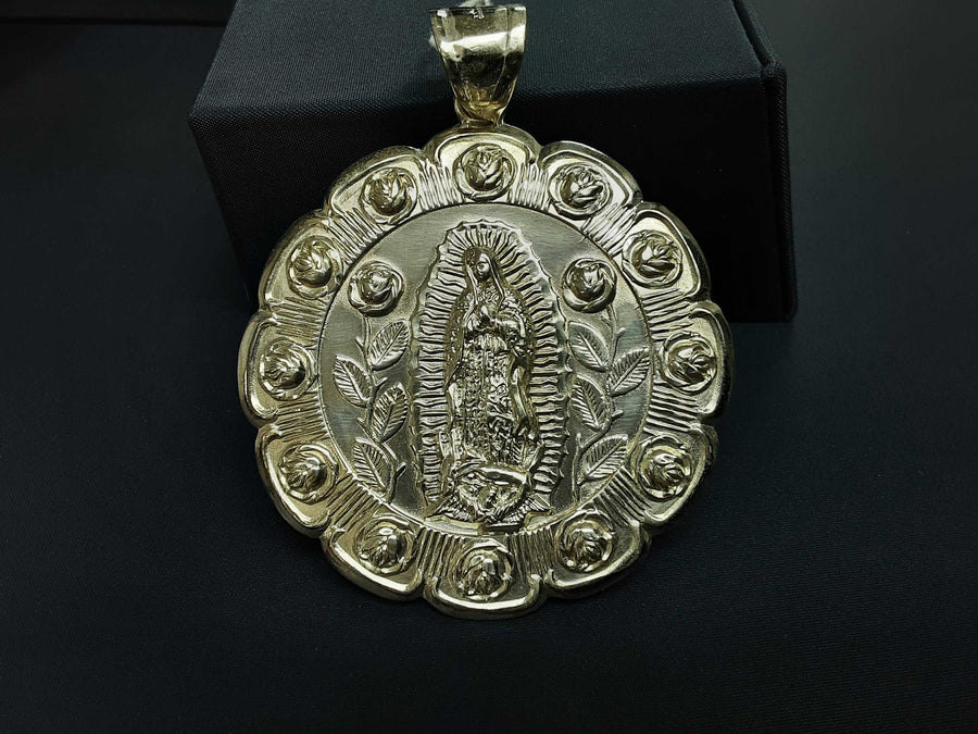Religious Pendant - Silver 32.4 grams
