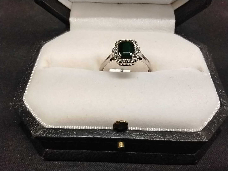 Women's Ring - Yellow Gold 14k (.585) 3.3 grams Size 7