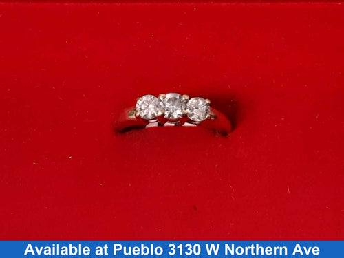 Women's Ring - Yellow Gold 14k (.585) 4.8 grams Size 8