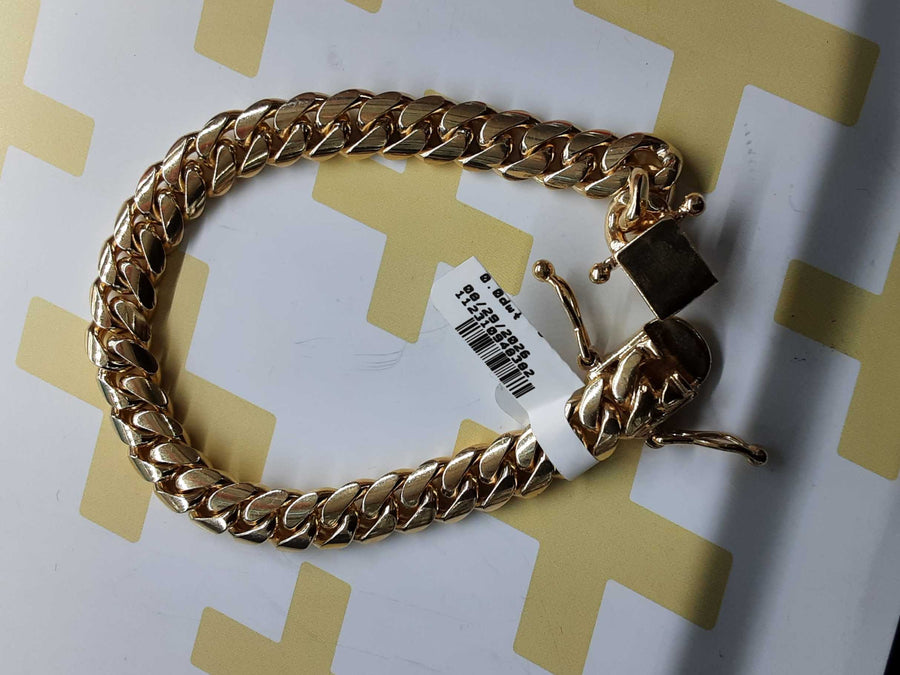 Cuban Link Bracelet - Yellow Gold 10k (.417) 50.5 grams 8 inch
