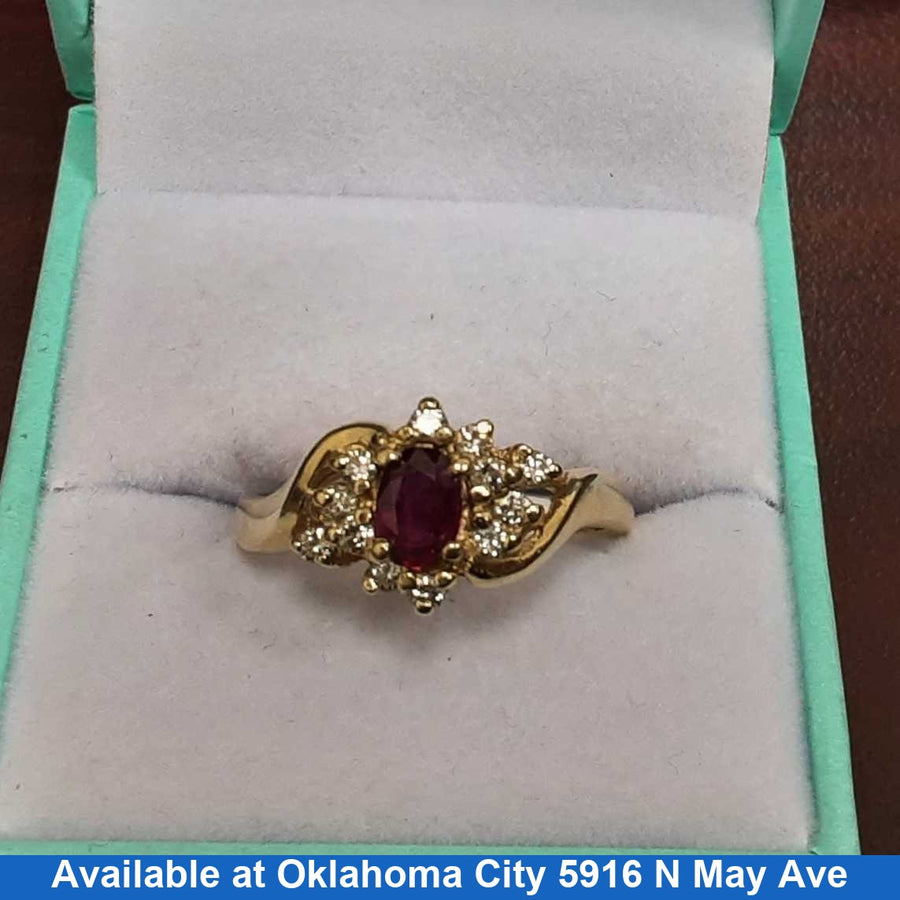 Women's Ring - Yellow Gold 14k (.585) 4.8 grams Size 5.5