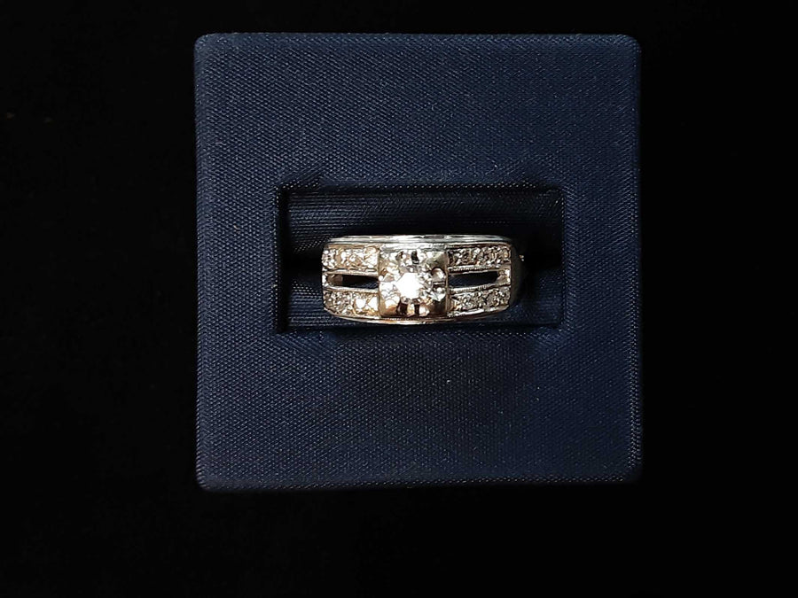 Women's Ring - Anniversary - Yellow Gold 14k (.585) 4.1 grams Size 7.5