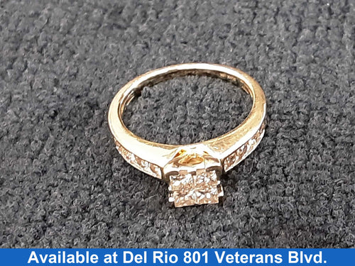 Ring - Engagement Set - Yellow Gold 10k (.417) 3 grams Size 7.5
