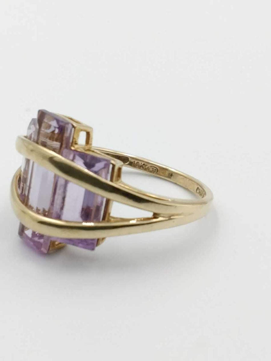 Women's Ring - Yellow Gold 10k (.417) 3.5 grams Size 8