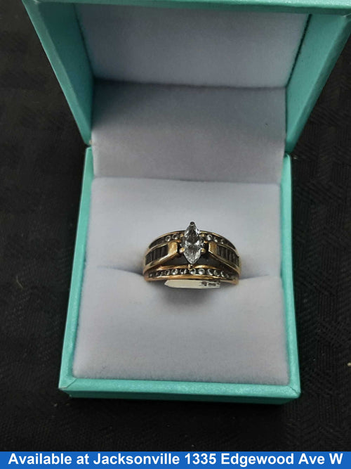 Women's Ring - Yellow Gold 10k (.417) 3.6 grams Size 4.5