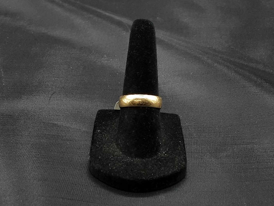 Ring - Wedding Band - Yellow Gold 14k (.585) 3.6 grams Size 6