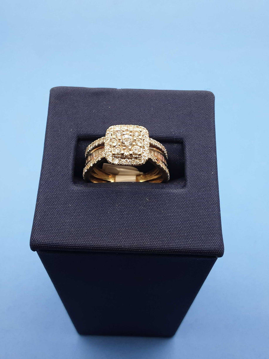 Ring - Engagement Set - Yellow Gold 10k (.417) 3.9 grams Size 6.5