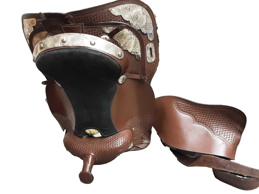 Circle Saddlery 2004 Brown Roping Saddle