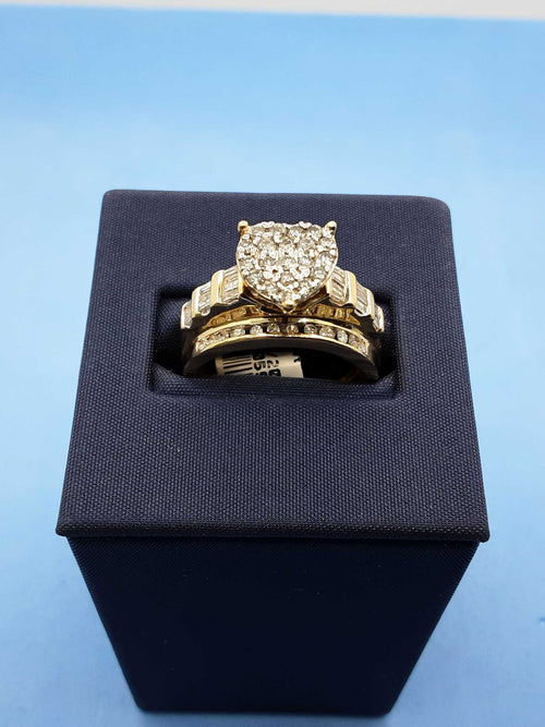 Women's Ring - Yellow Gold 10k (.417) 4.6 grams Size 9