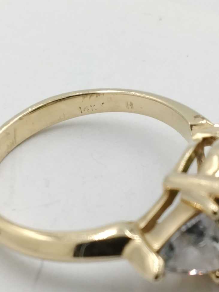 Women's Ring - Yellow Gold 14k (.585) 4.3 grams Size 6