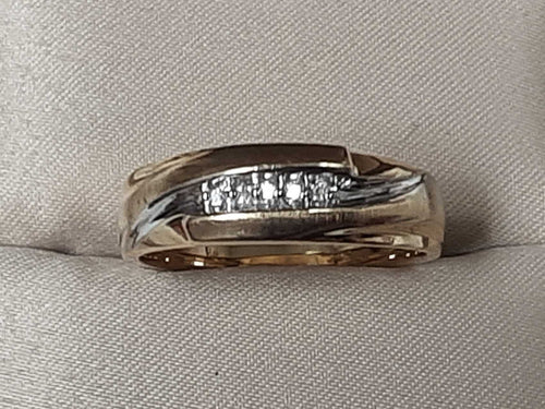 Ring - Wedding Band - Yellow Gold 10k (.417) 6.4 grams Size 11