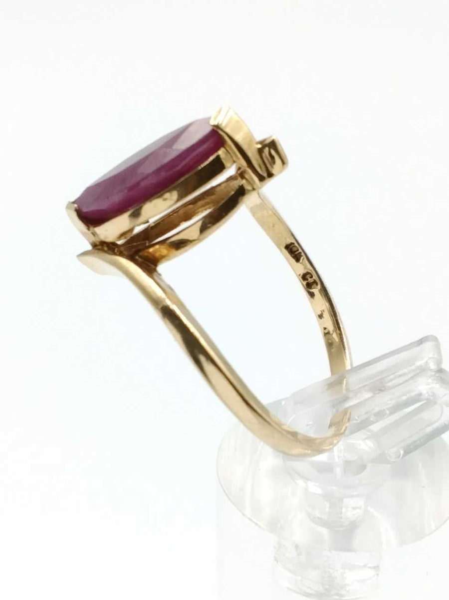 Women's Ring - Yellow Gold 10k (.417) 3 grams Size 9