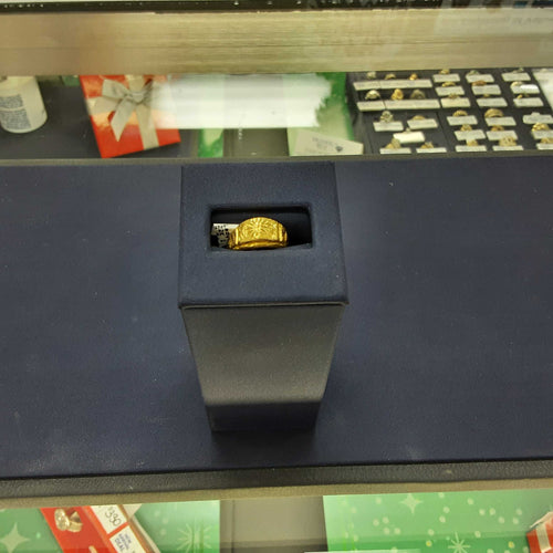 Women's Ring - Yellow Gold 22k (.917) 1.9 grams Size 3.5
