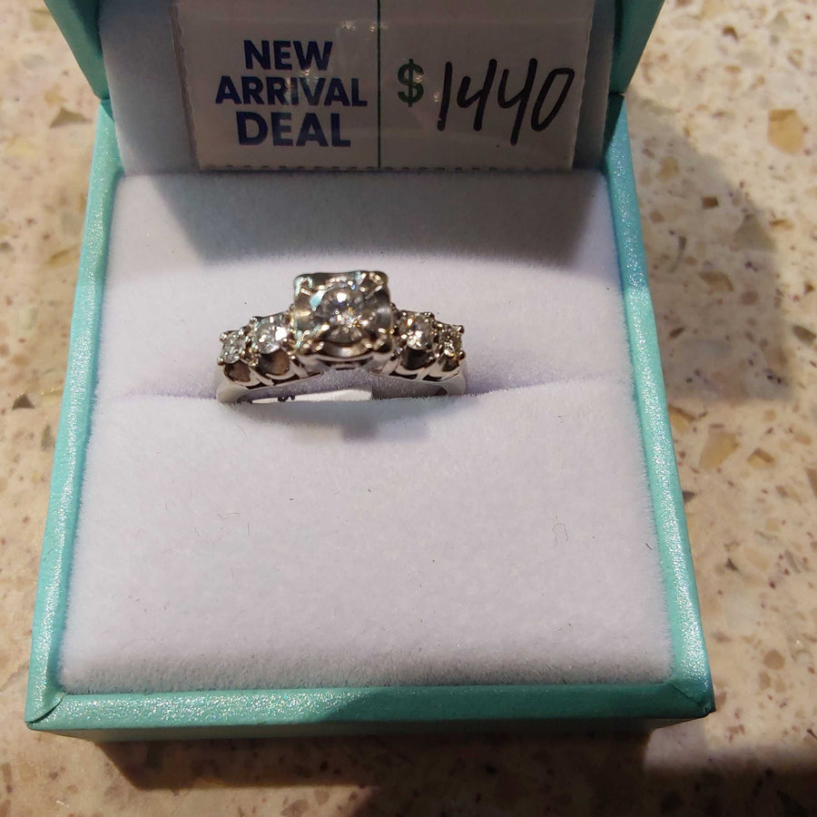 Ring - Wedding Set - Yellow Gold 14k (.585) 3.3 grams Size 6