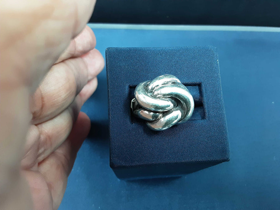 Women's Ring - Silver 5.3 grams Size 5.5