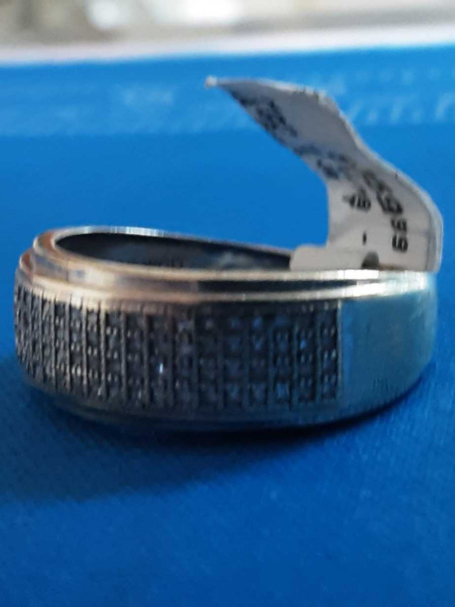 Men's Ring - Yellow Gold 10k (.417) 3.4 grams Size 10.5