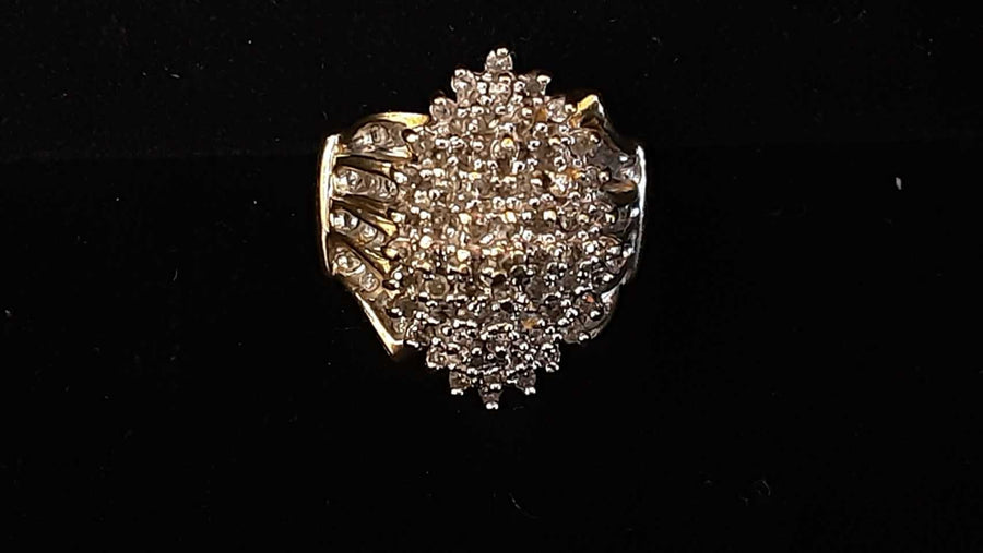 Women's Ring - Yellow Gold 10k (.417) 6.2 grams Size 8.5