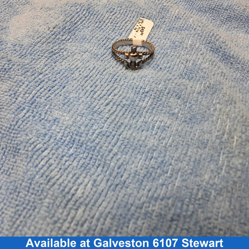 Women's Ring - Silver 4.4 grams Size 9