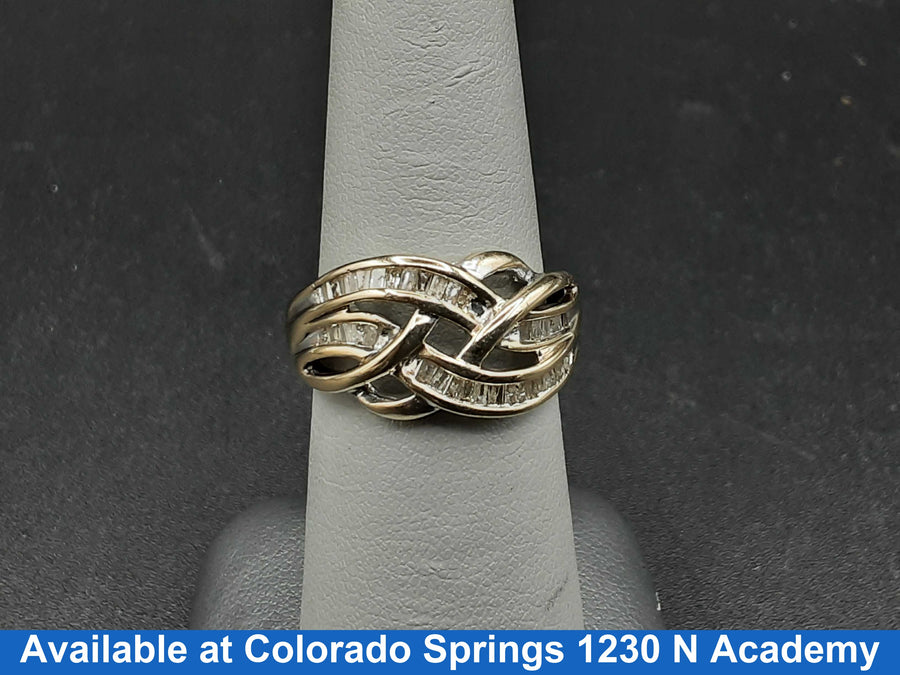 Women's Ring - Yellow Gold 14k (.585) 4 grams Size 7.5