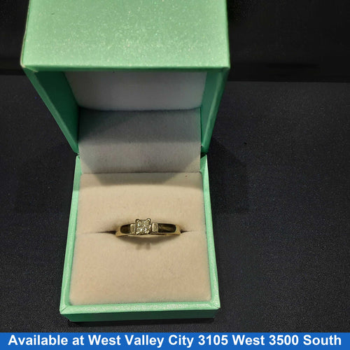 Women's Ring - Solitaire - White Gold 14k (.585) 3.4 grams Size 20