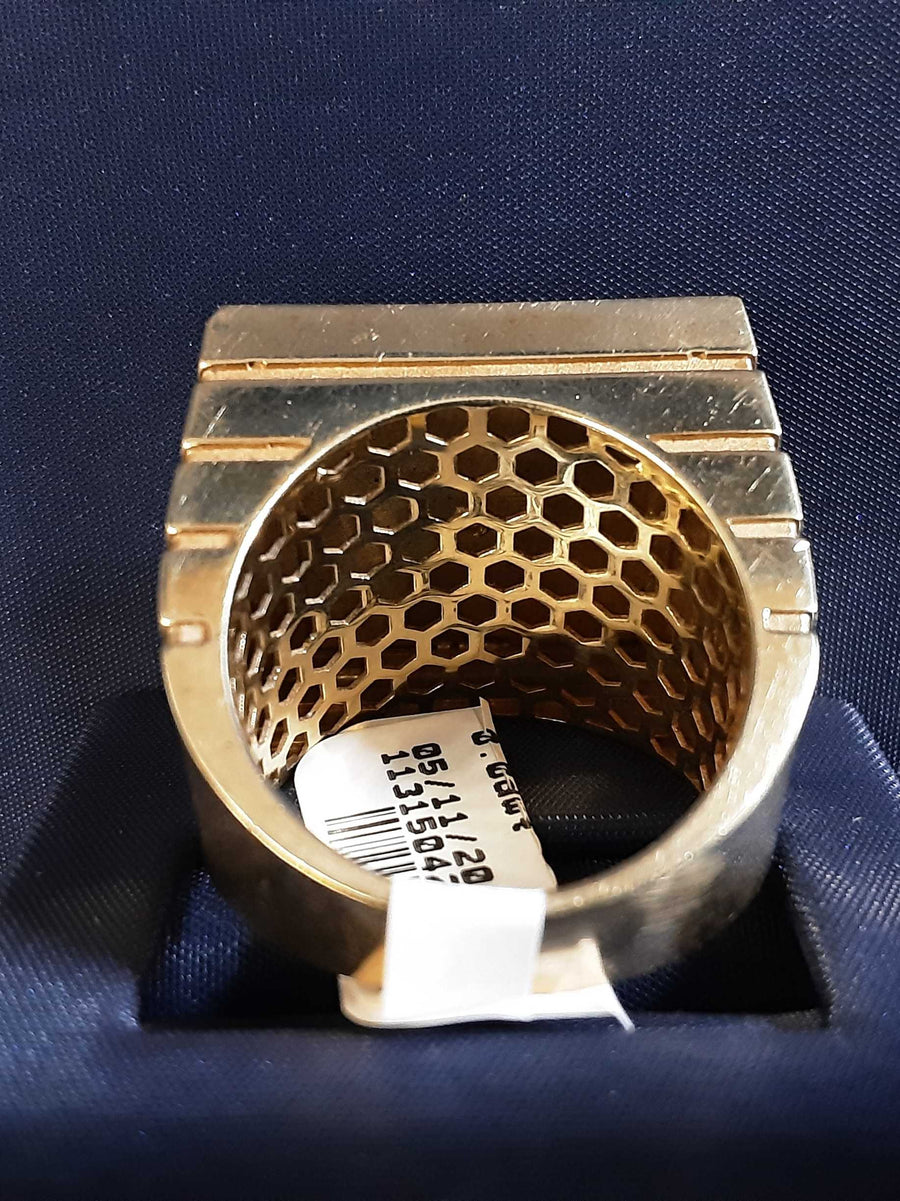 Men's Ring - Yellow Gold 10k (.417) 12 grams Size 10.5