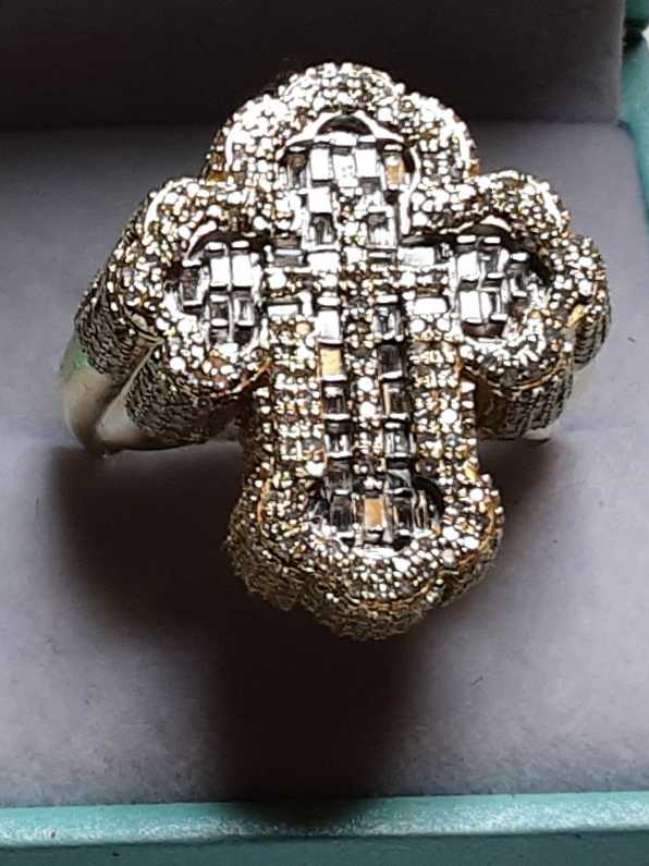 Men's Ring - Yellow Gold 10k (.417) 11.7 grams Size 10.5