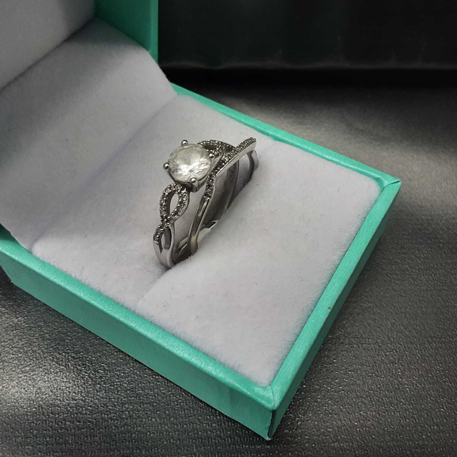 Ring - Wedding Set - White Gold 10k (.417) 3.2 grams Size 9
