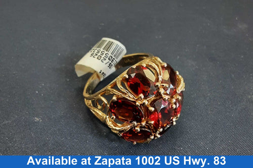 Women's Ring - Yellow Gold 10k (.417) 7.4 grams Size 10.5