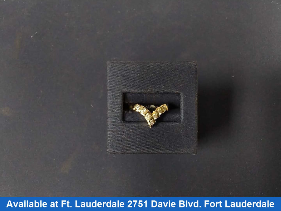 Women's Ring - Mother's - Yellow Gold 14k (.585) 3.8 grams Size 7.5