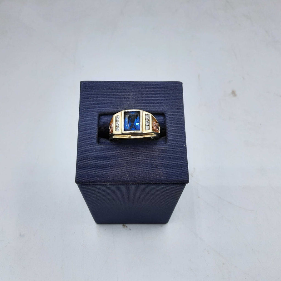 Men's Ring - Yellow Gold 10k (.417) 4.2 grams Size 6