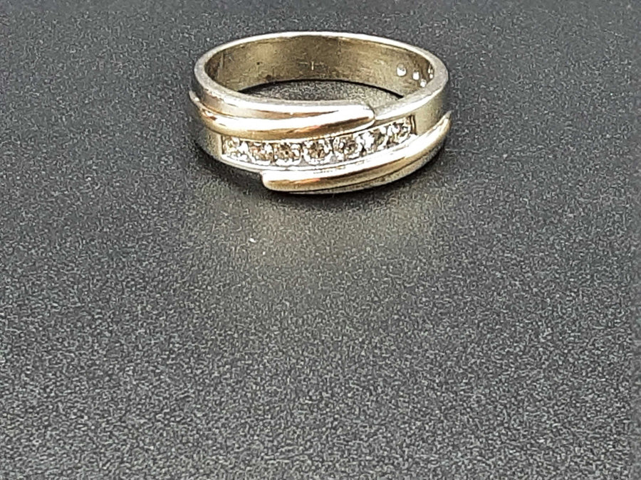 Ring - Wedding Band - Yellow Gold 14k (.585) 10.7 grams Size 12.5