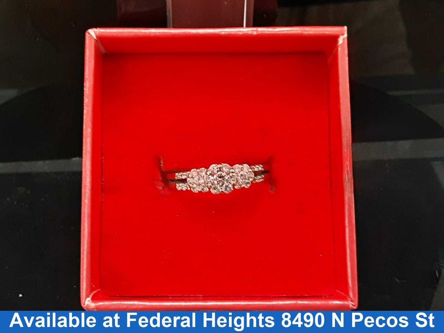 Women's Ring - White Gold 14k (.585) 3.2 grams Size 6