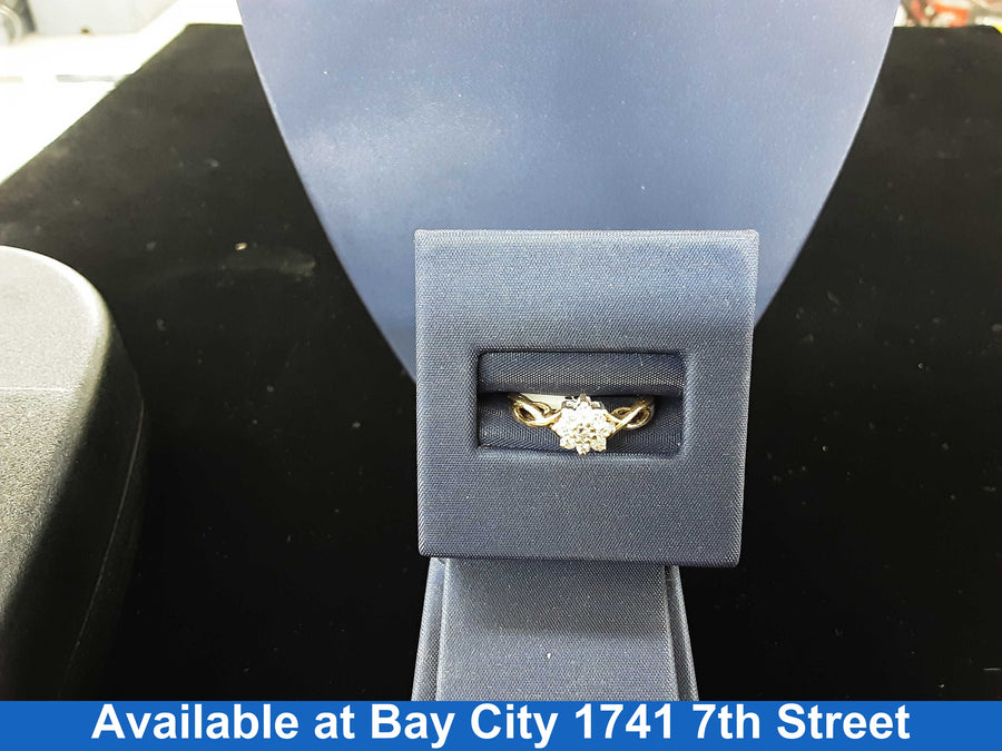 Women's Ring - Yellow Gold 10k (.417) 1.7 grams Size 7