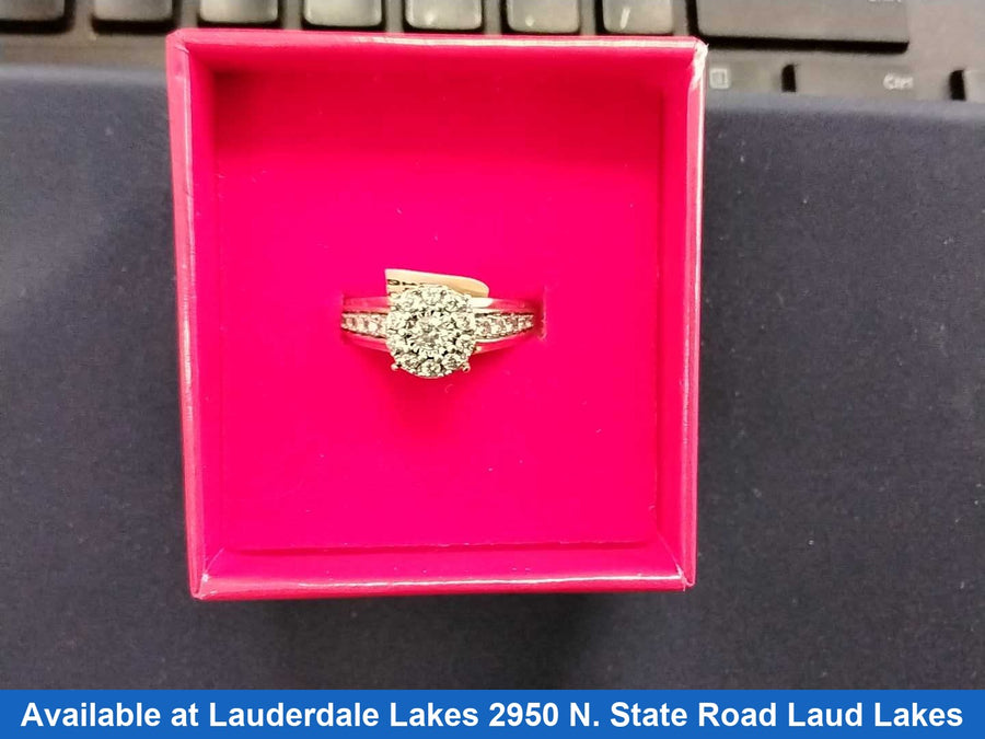 Women's Ring - Yellow Gold 14k (.585) 3.4 grams Size 7.5