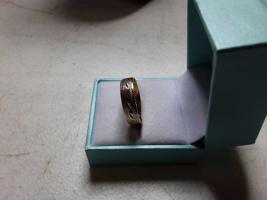 Ring - Wedding Band - Yellow Gold 10k (.417) 2.4 grams Size 12