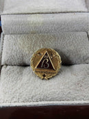 Pin / Broach Yellow Gold 14k (.585) 2.3 grams