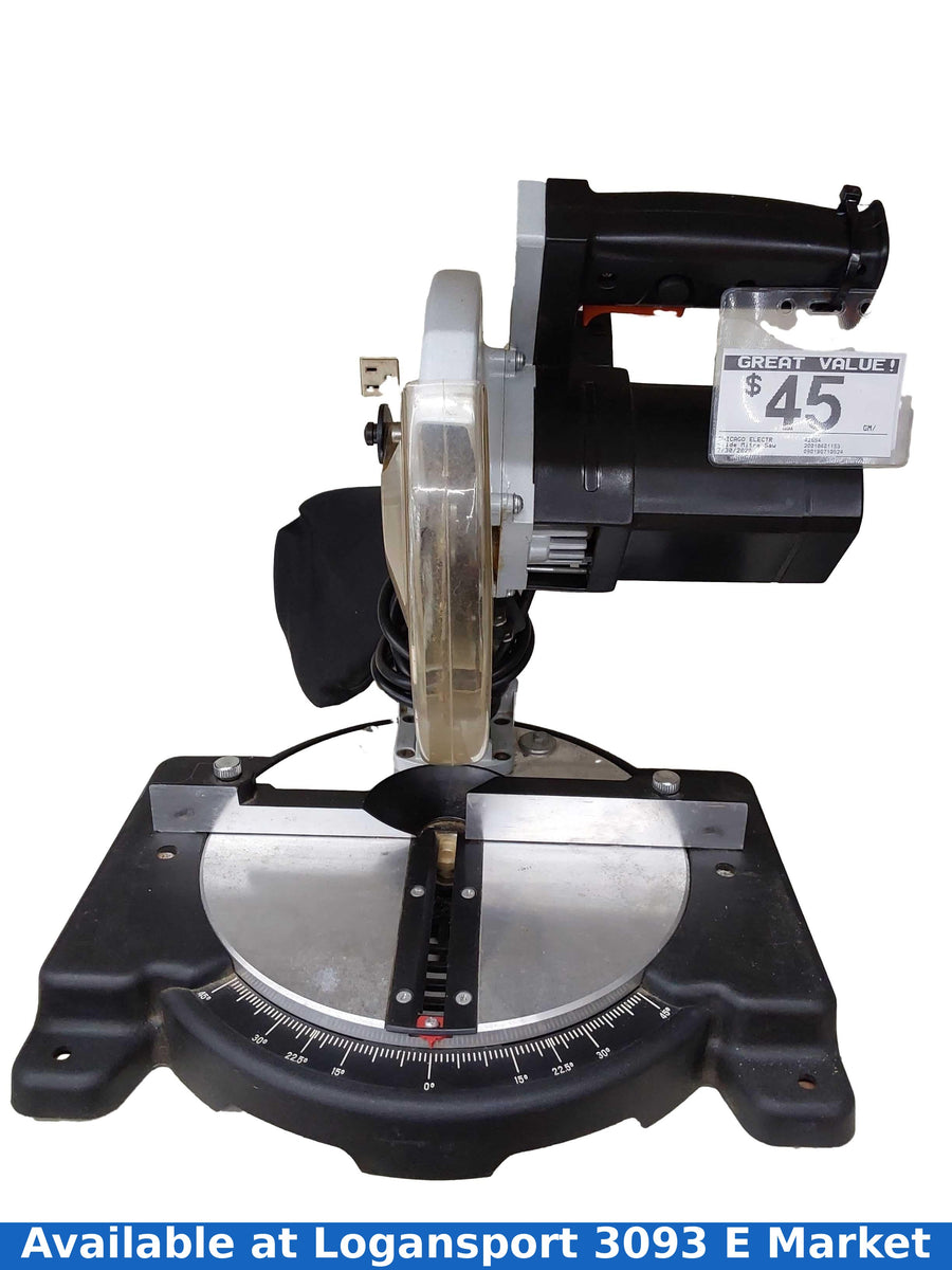 Chicago Electric 42654 Black Corded Slide Saw
