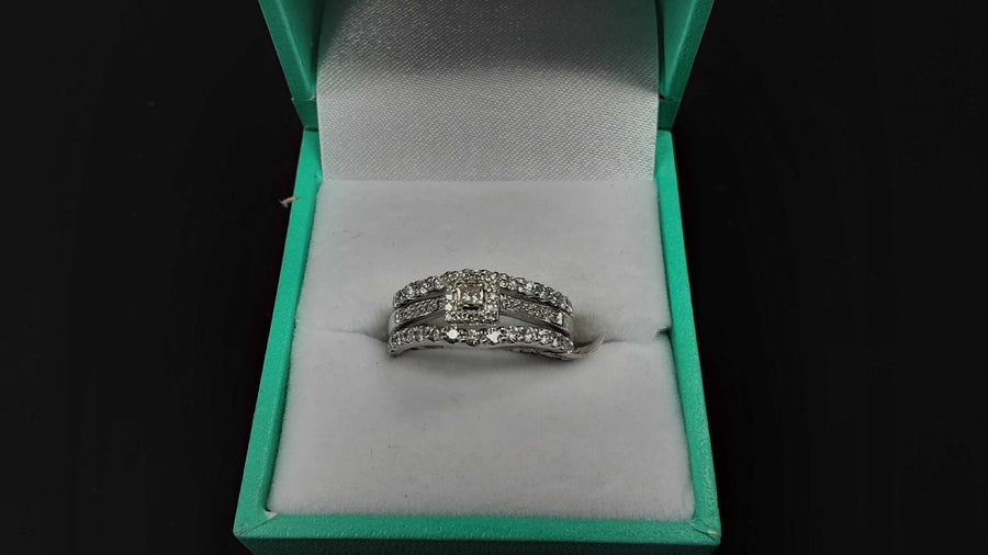 Women's Ring - Solitaire - White Gold 14k (.585) 5 grams Size 6