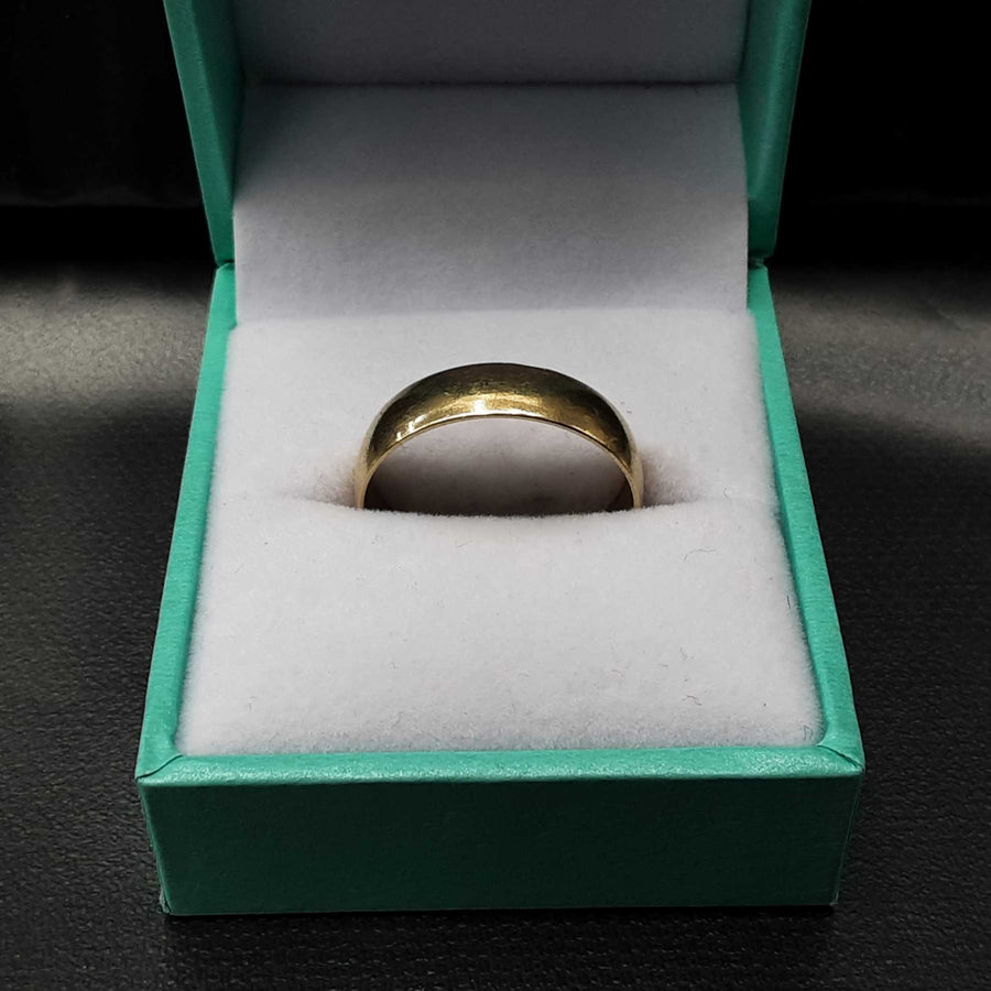 Ring - Wedding Band - Yellow Gold 10k (.417) 2.8 grams Size 9