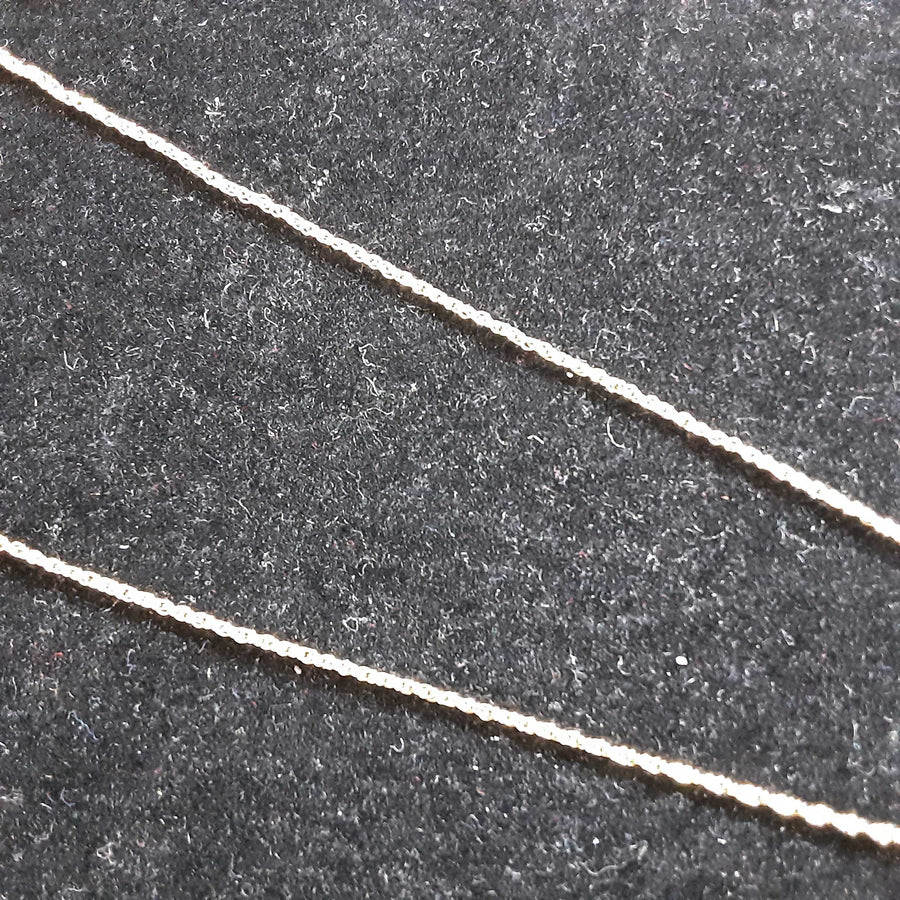 Chain - Yellow Gold 14k (.585) 0.9 grams 16 inch
