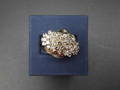 Women's Ring - Yellow Gold 10k (.417) 10.6 grams Size 6.5