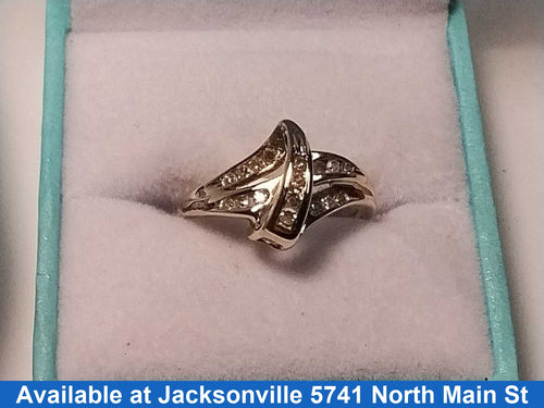 Women's Ring - Yellow Gold 10k (.417) 2.1 grams Size 7
