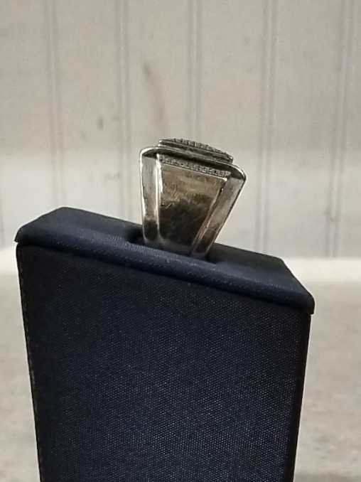 Men's Ring - Yellow Gold 10k (.417) 8 grams Size 20