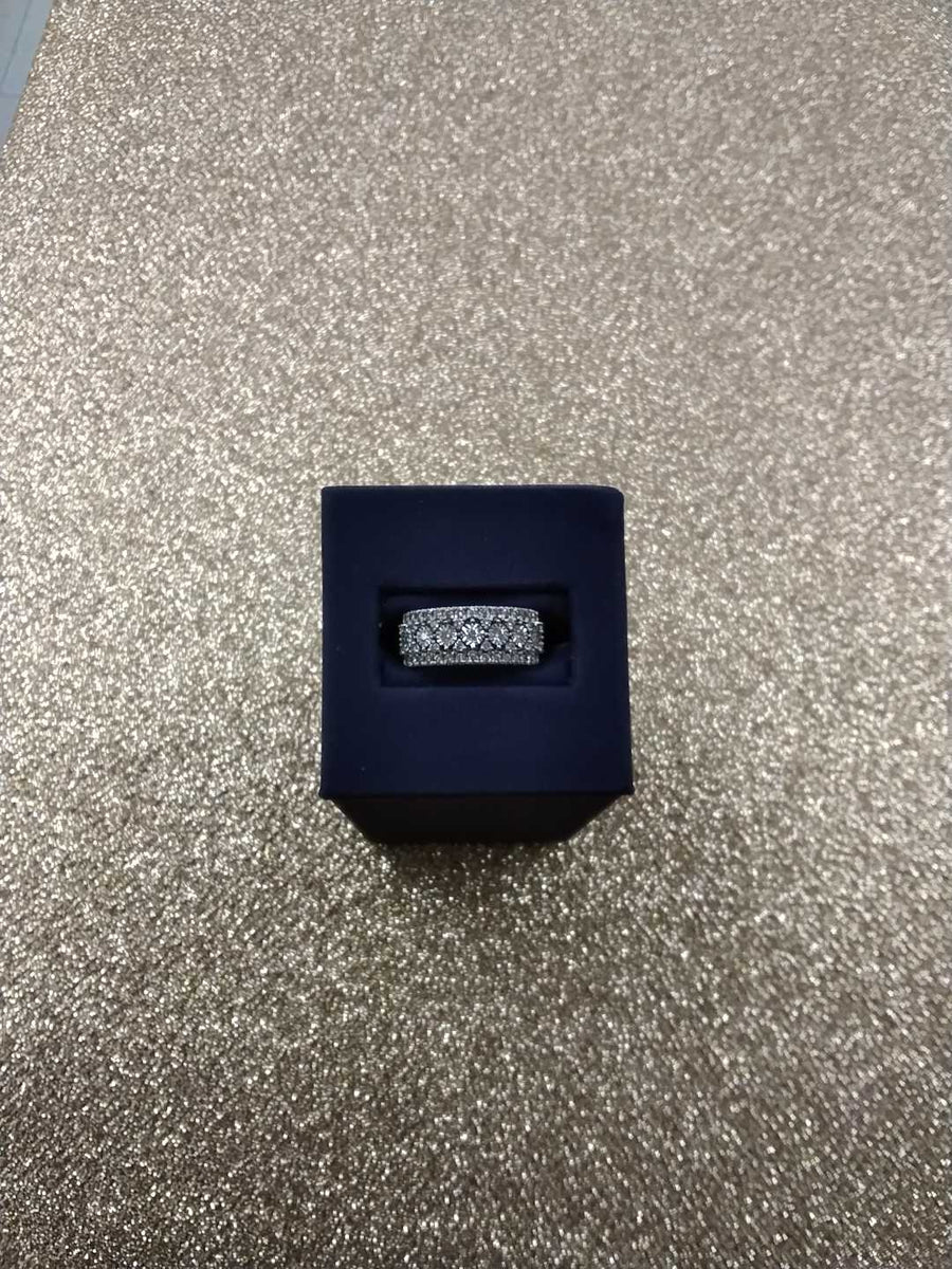Women's Ring - White Gold 10k (.417) 4.4 grams Size 20