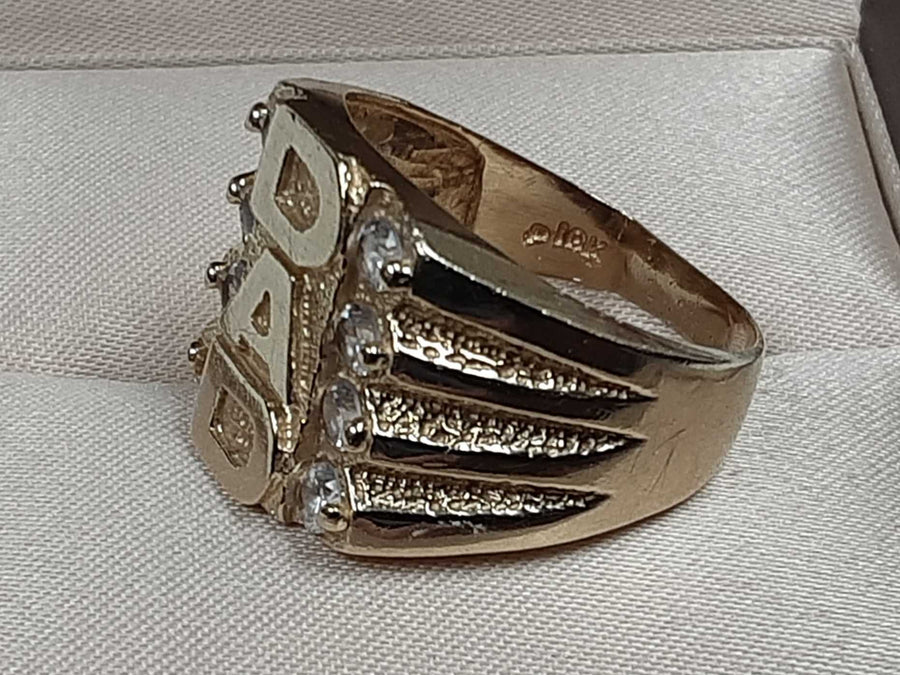 Men's Ring - Yellow Gold 10k (.417) 6.4 grams Size 10